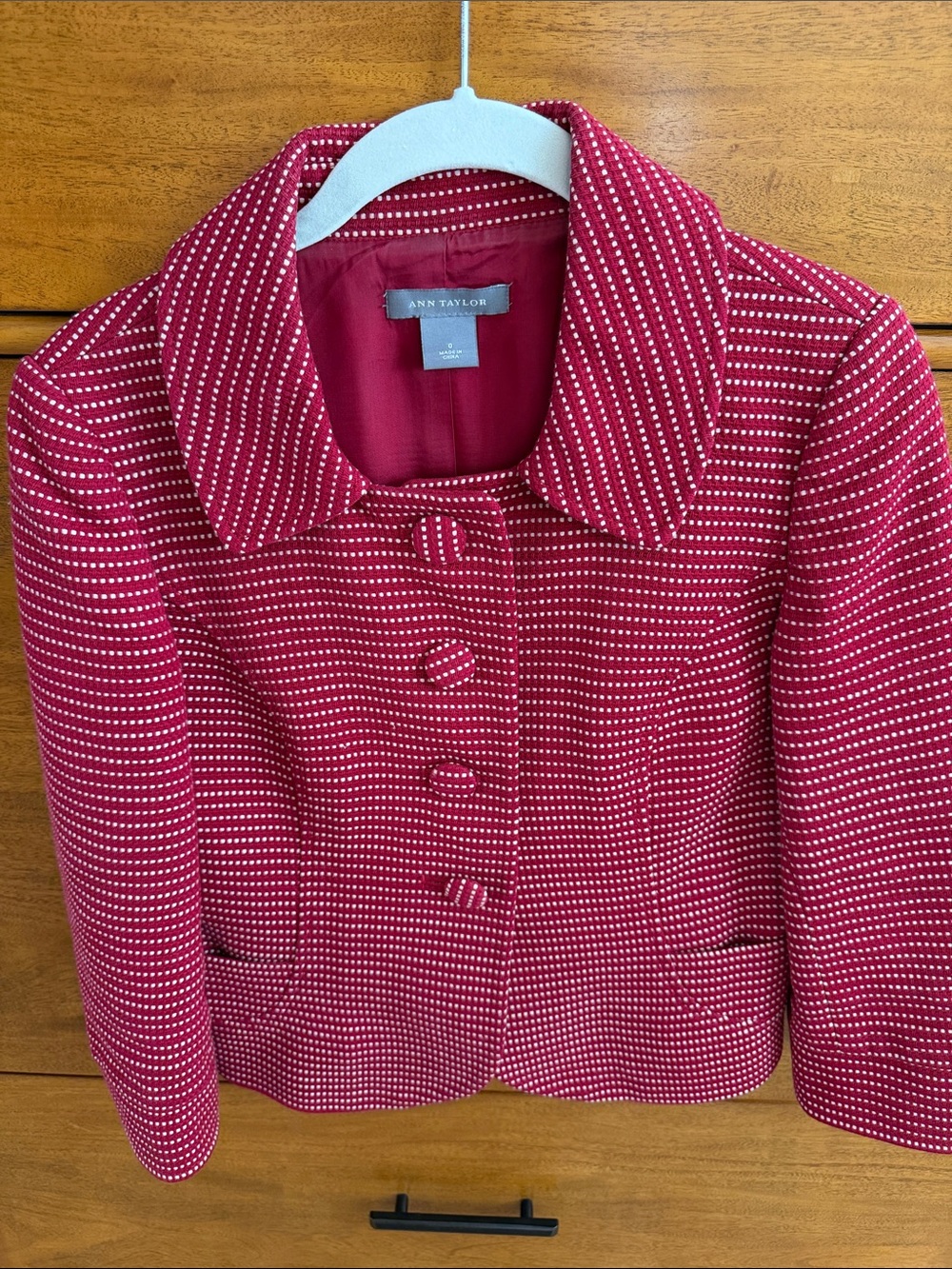 Ann Taylor Women's rRed and White Patterned Button-Up Jacket size 0